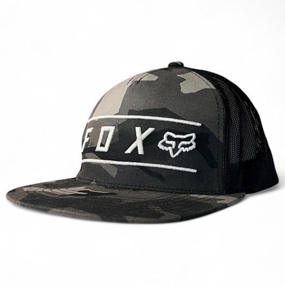 FOX Trucker Hat Pinnacle Mesh Snap Back Camo Black Gray OS - Picture 2 of 10